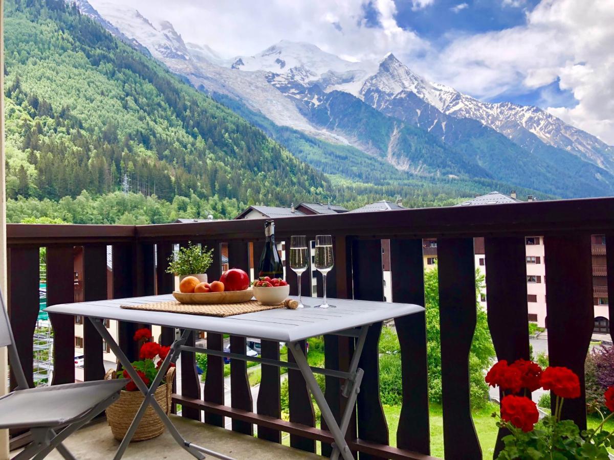 シャモニーMont Blanc 43, Vue Mont Blanc , Balcon, Parkingアパートメント エクステリア 写真