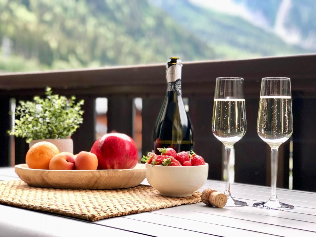 シャモニーMont Blanc 43, Vue Mont Blanc , Balcon, Parkingアパートメント エクステリア 写真